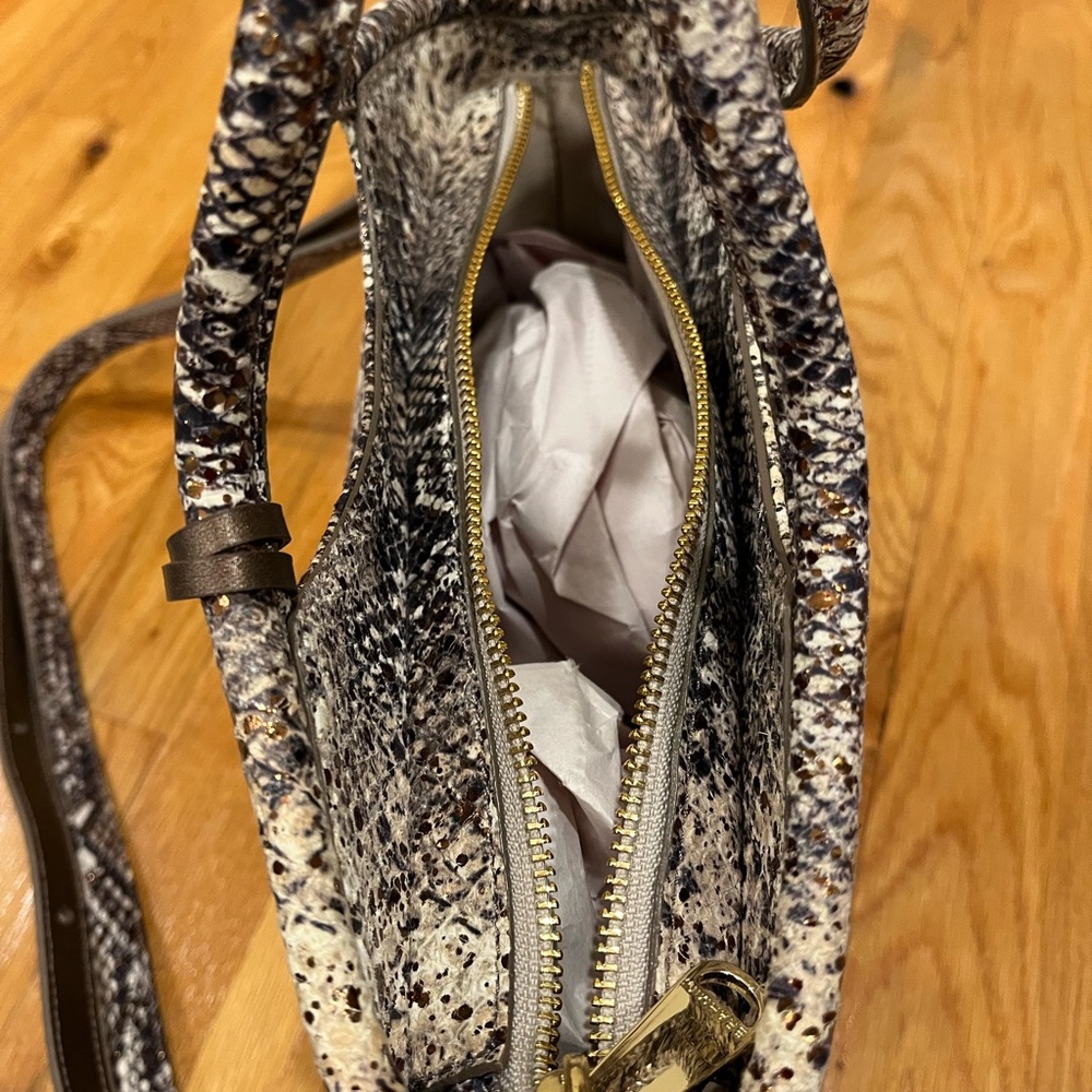 Snakeskin Pattern Handbag - Picture 7 of 10
